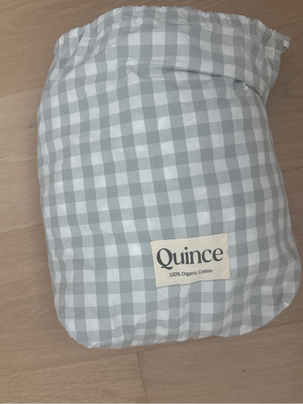 Quince Light Gray and White Gingham queen fitted Sheet and 2 Pillow cases - Picture 3 of 3